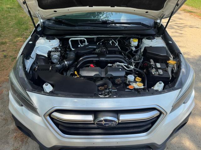  SUBARU OUTBACK 2019 Biały