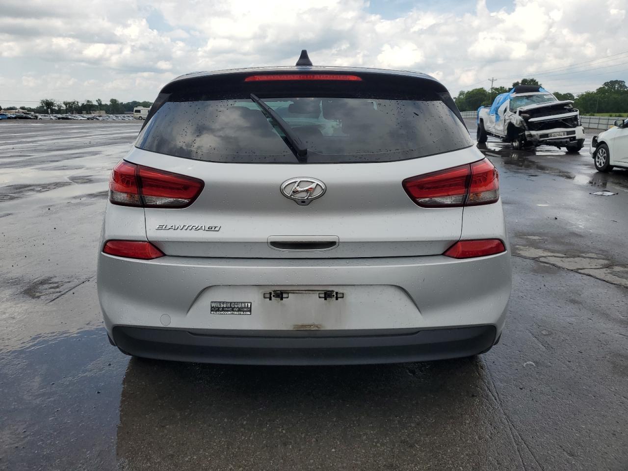 2018 Hyundai Elantra Gt VIN: KMHH35LE4JU057743 Lot: 63112805