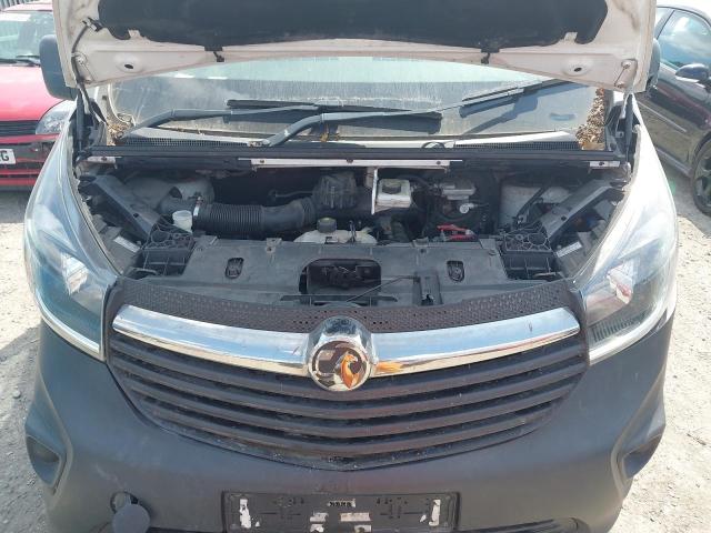 2015 VAUXHALL VIVARO 290