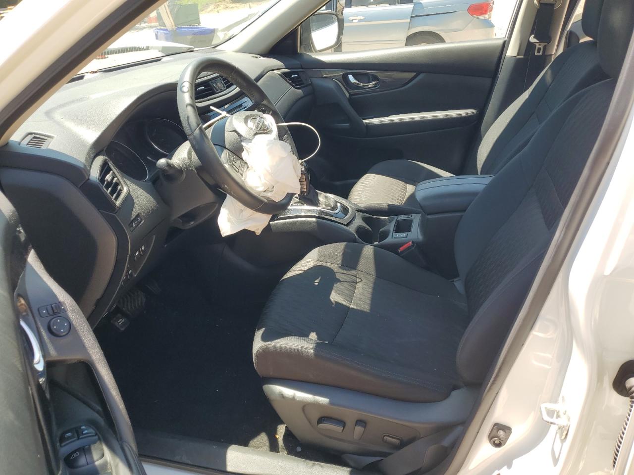 5N1AT2MT3JC812237 NISSAN ROGUE 2018