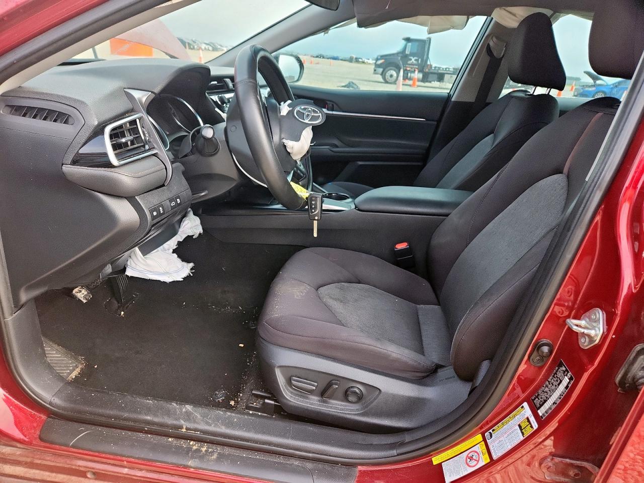4T1B11HK9JU531057 TOYOTA CAMRY 2018