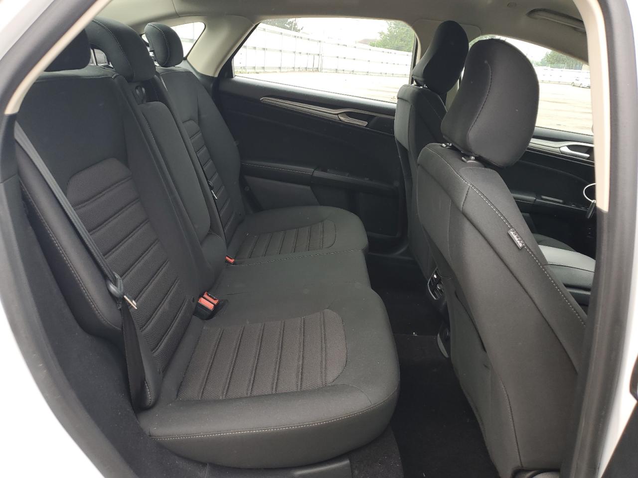 2020 Ford Fusion Se VIN: 3FA6P0LU2LR119103 Lot: 55085225