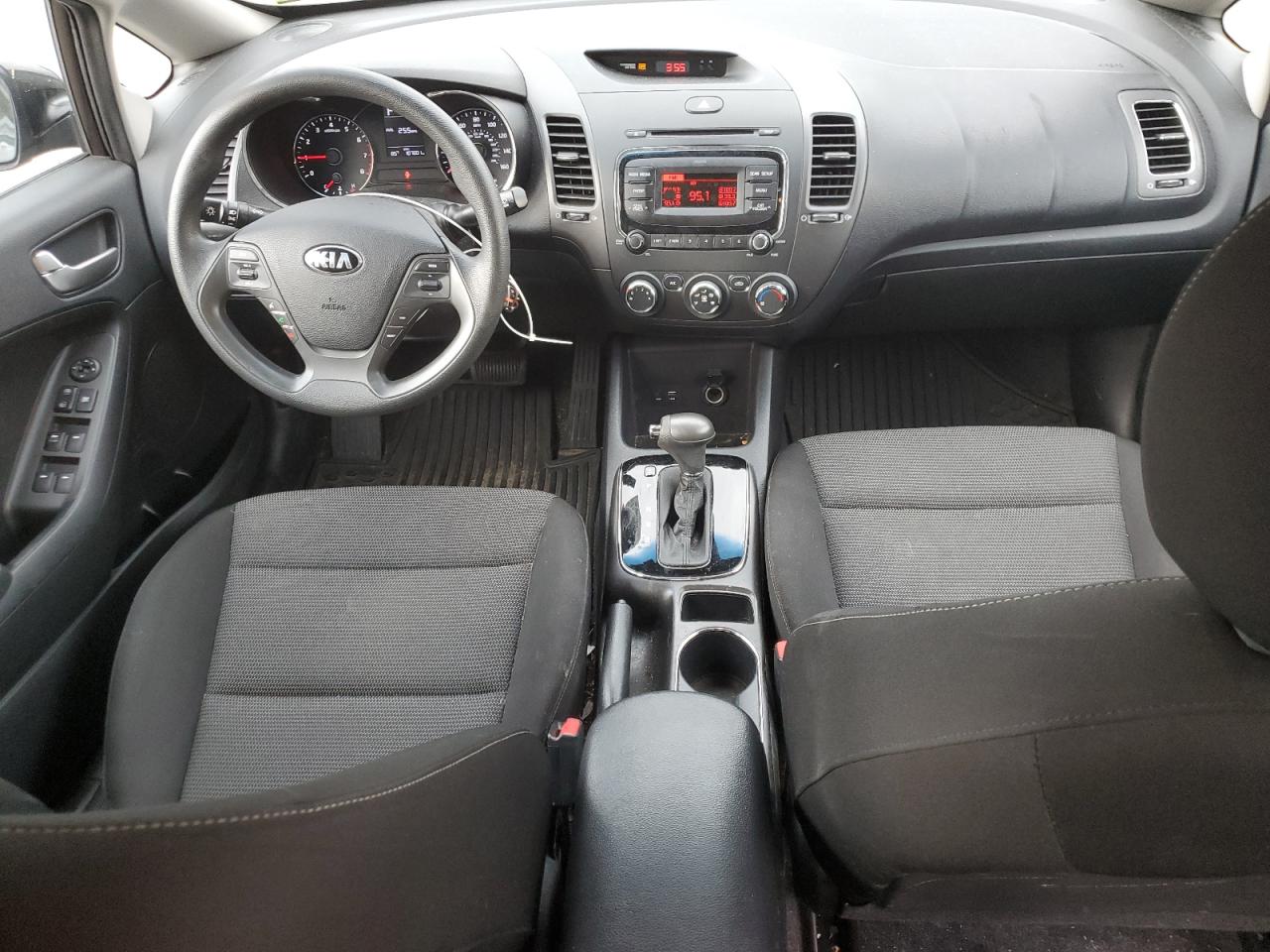 2017 Kia Forte Lx VIN: 3KPFK4A79HE017924 Lot: 62960475