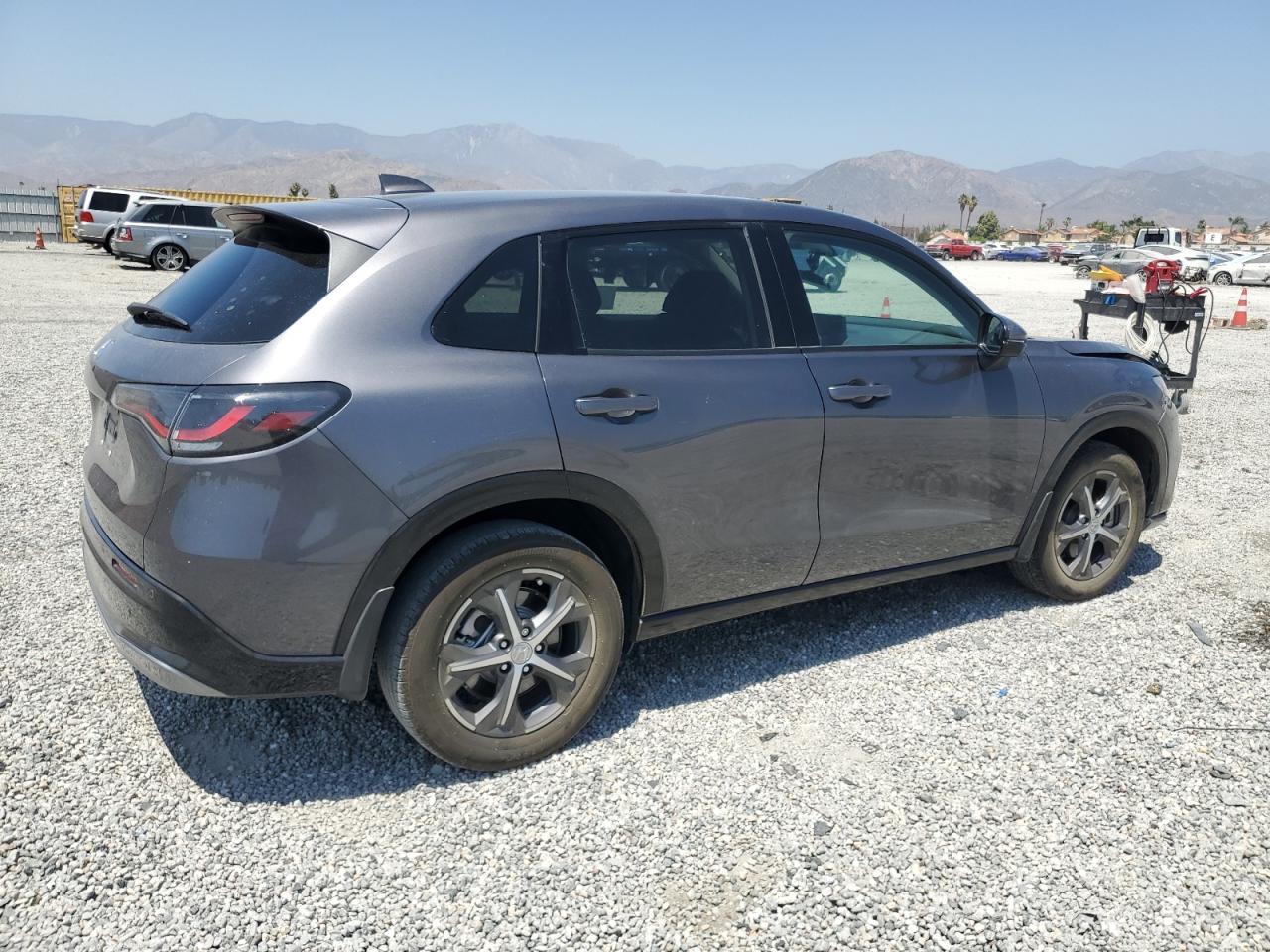 HONDA HR-V 2024 VIN 3CZRZ1H73RM747083 zdjęcie 3
