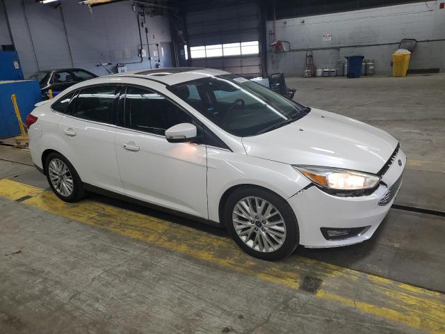  FORD FOCUS 2017 Белы