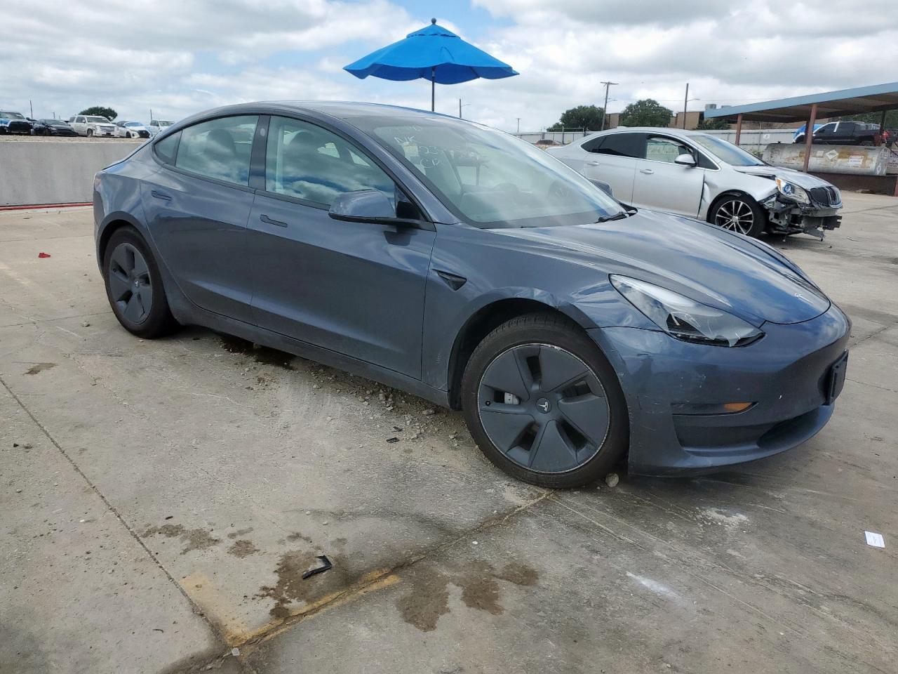 TESLA MODEL 3 2023 VIN 5YJ3E1EA0PF693637 фото 4