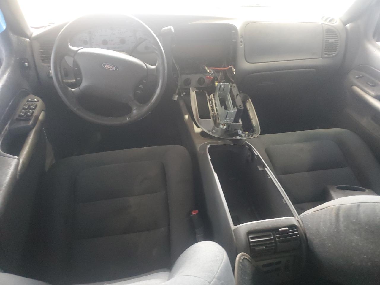 2002 Ford Explorer Sport Trac VIN: 1FMZU77EX2UD27275 Lot: 61047785