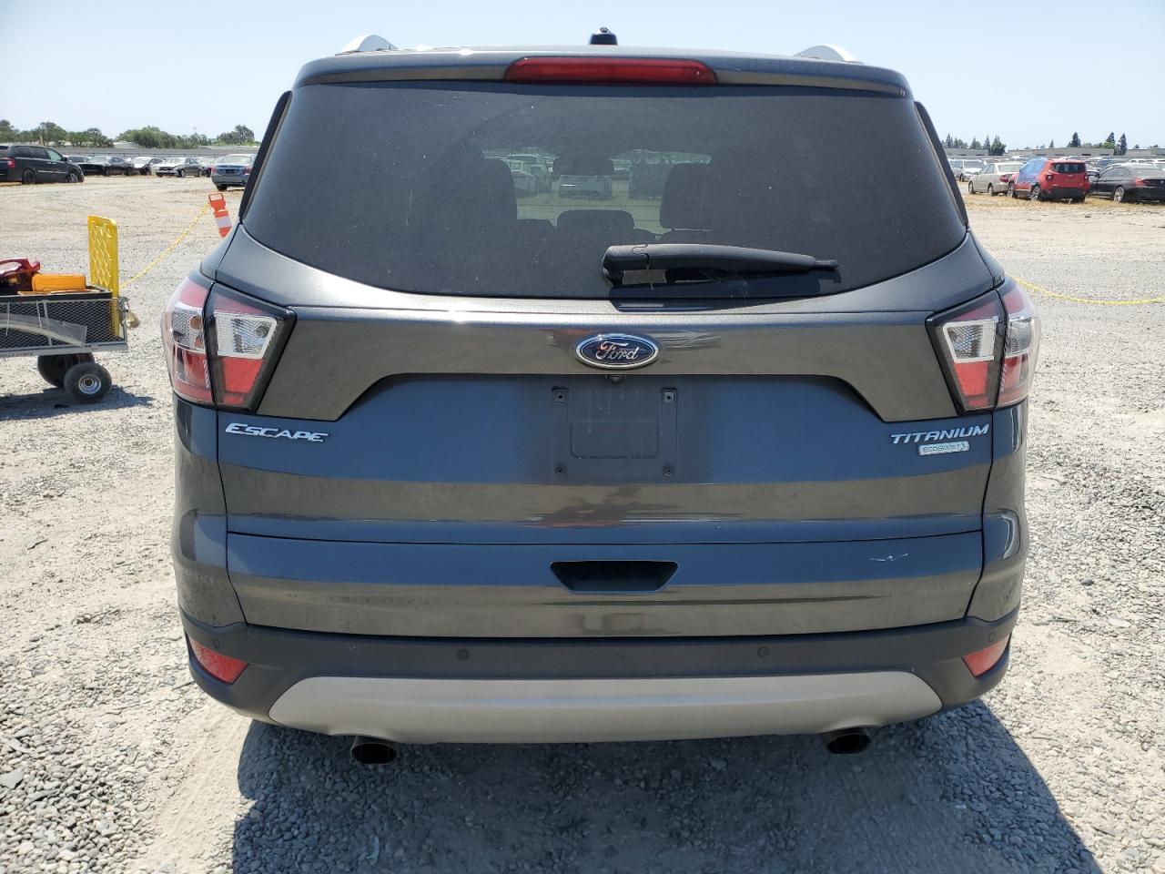 1FMCU0J91HUC51527 FORD ESCAPE 2017