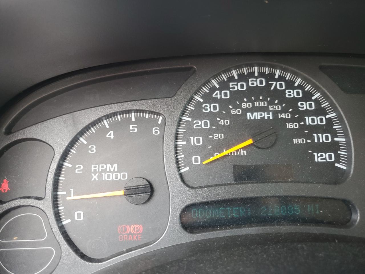 2004 Chevrolet Suburban K1500 VIN: 1GNFK16Z44J253006 Lot: 61845135
