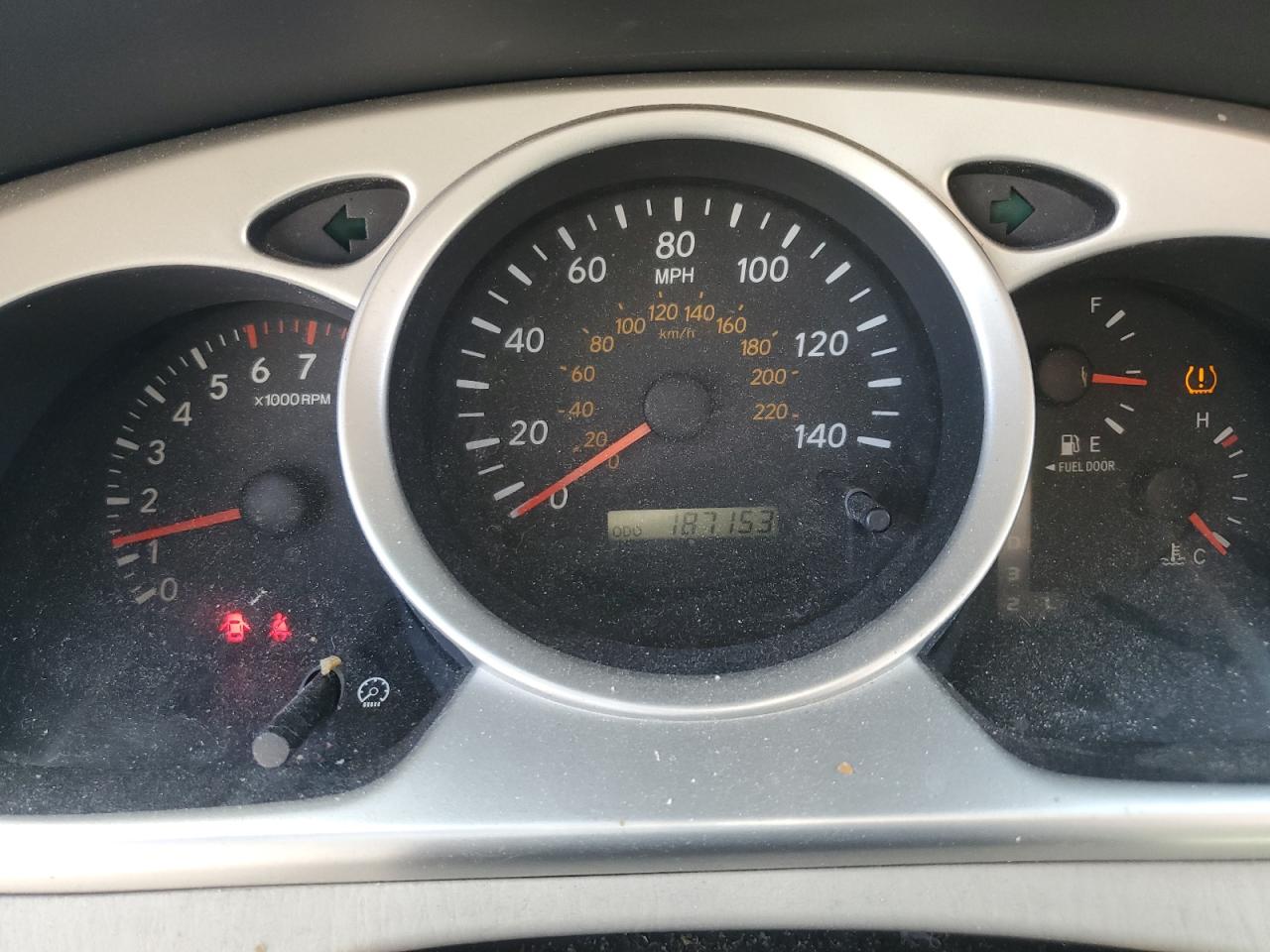 2004 Toyota Highlander Base VIN: JTEDP21A140036989 Lot: 61689775