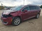 Columbia, MO에서 판매 중인 2017 Chrysler Pacifica Touring L - Front End