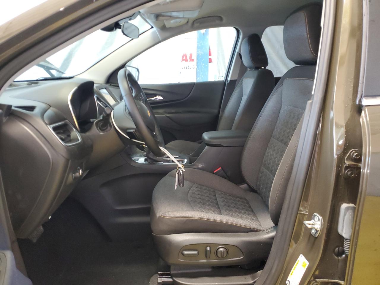 3GNAXUEG2RL240669 CHEVROLET EQUINOX 2024