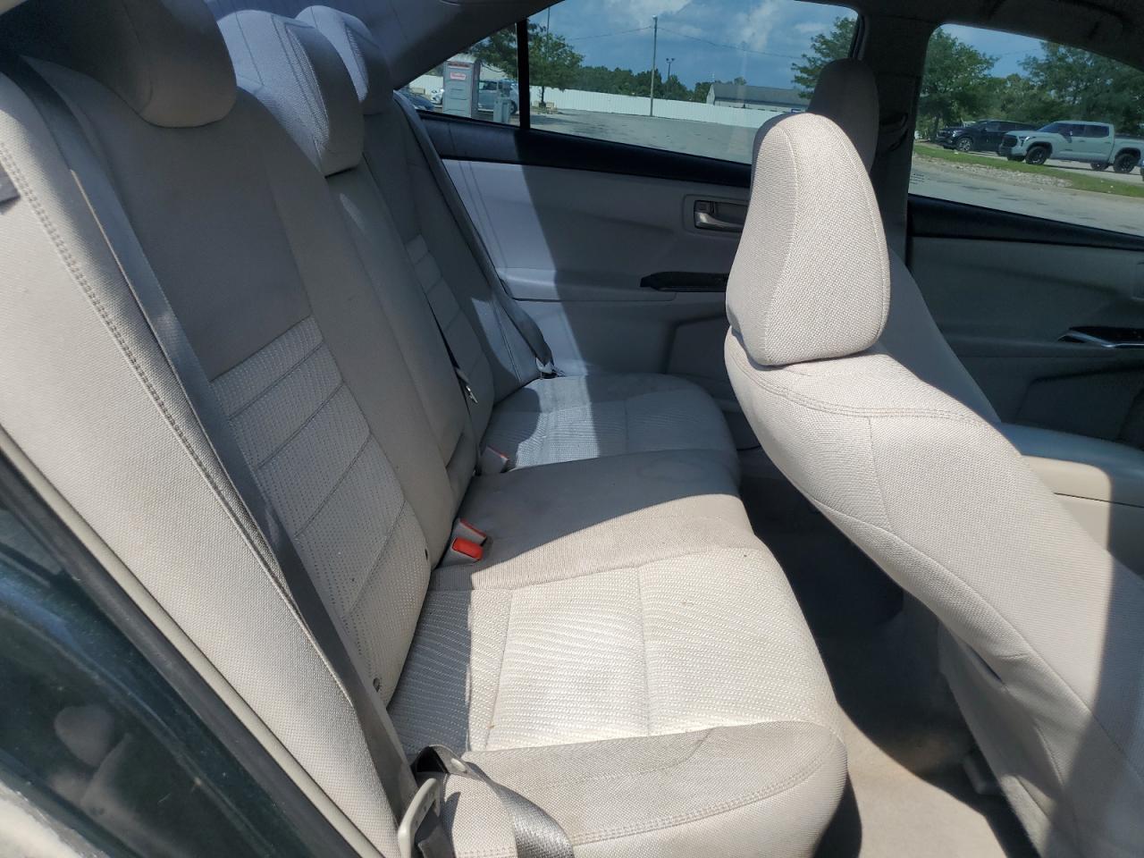 2016 Toyota Camry Le VIN: 4T1BF1FK1GU264932 Lot: 62266055