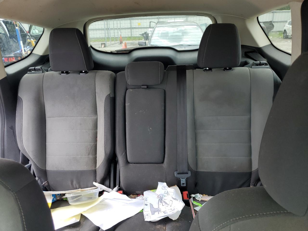 1FMCU9G99GUB92818 FORD ESCAPE 2016
