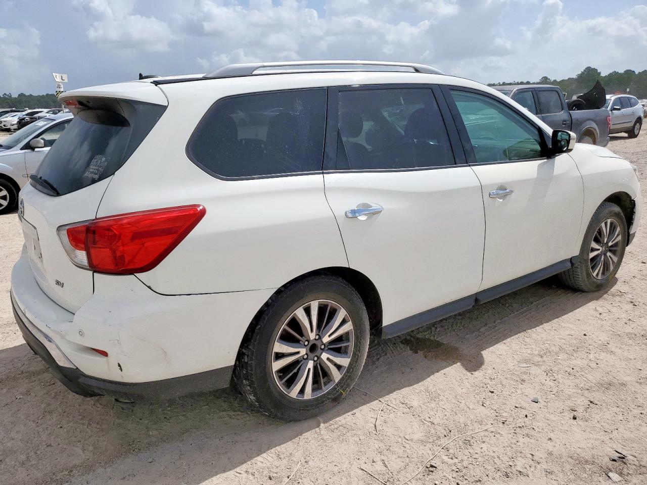 5N1DR2MN4HC698045 NISSAN PATHFINDER 2017