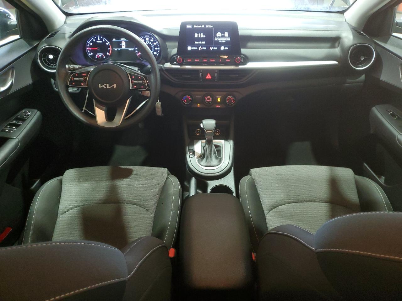 KIA FORTE 2023 VIN 3KPF24AD6PE625470 photo 8