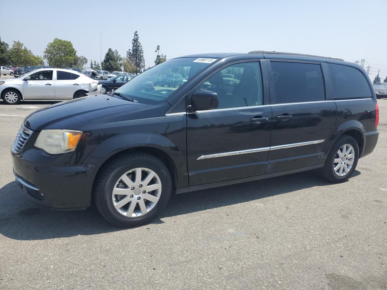 2014 Chrysler Town & Country Touring for Sale in Rancho Cucamonga, CA - Side