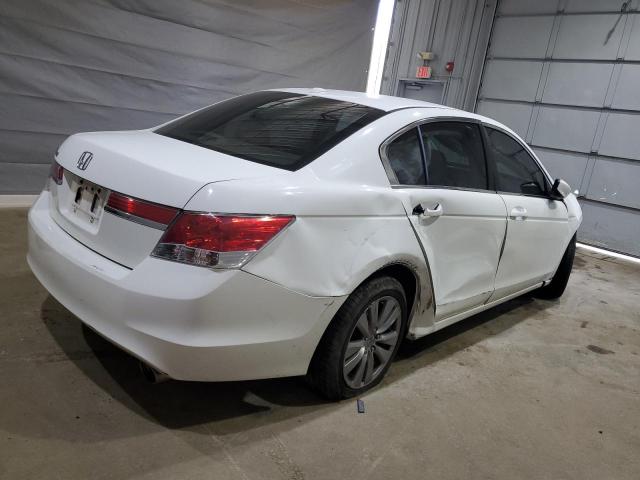 Sedans HONDA ACCORD 2012 Biały