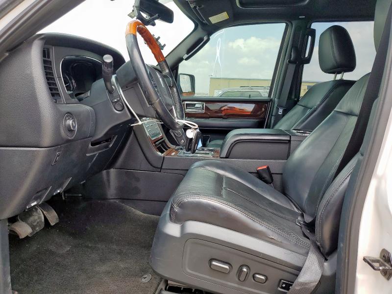  LINCOLN NAVIGATOR 2016 Белы