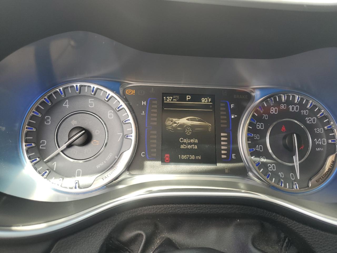 2015 Chrysler 200 Limited VIN: 1C3CCCAB6FN722689 Lot: 61449985