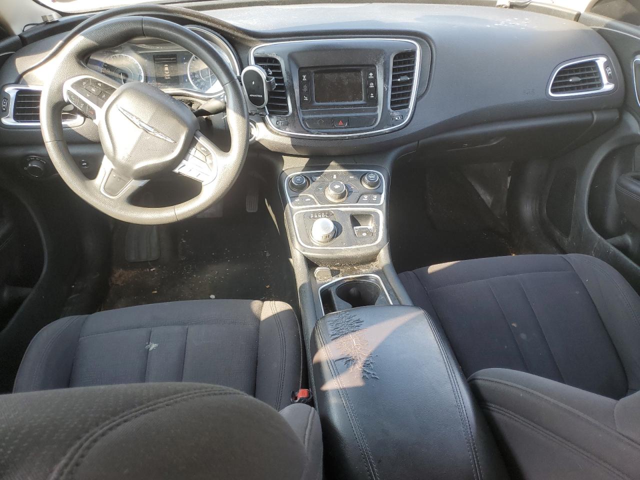 2015 Chrysler 200 Limited VIN: 1C3CCCAB7FN575900 Lot: 62362875