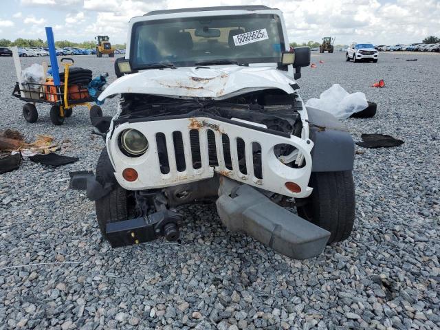 JEEP WRANGLER 2012 Белый