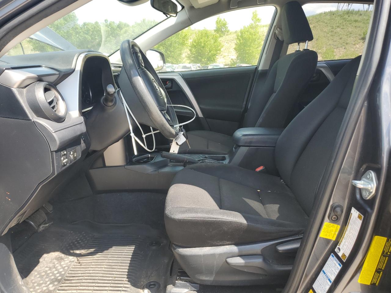 2017 Toyota Rav4 Le VIN: JTMBFREVXHJ123049 Lot: 60326805