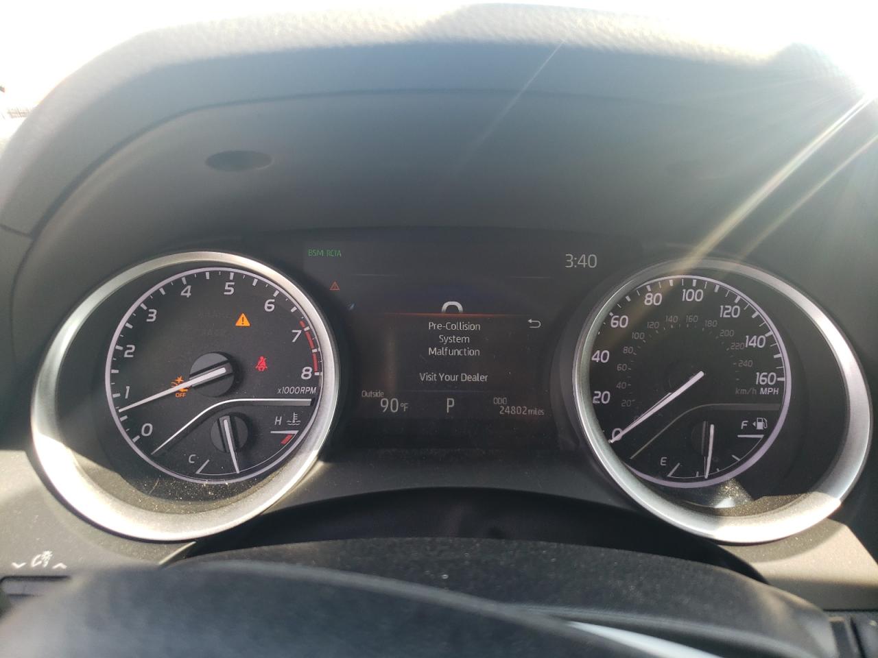 2022 Toyota Camry Le VIN: 4T1C11BK1NU055051 Lot: 61981405