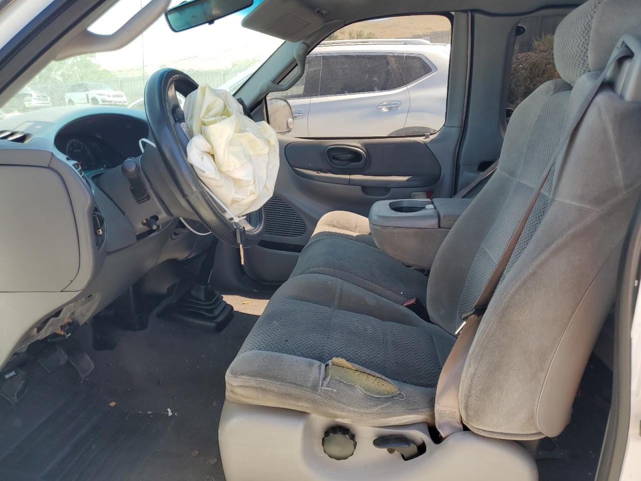 2001 Ford F150 VIN: 1FTZX17251NB12930 Lot: 62517295
