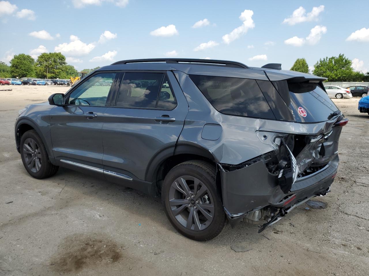 FORD EXPLORER A 2025 VIN 1FMUK8DH3SGB30029 фото 2