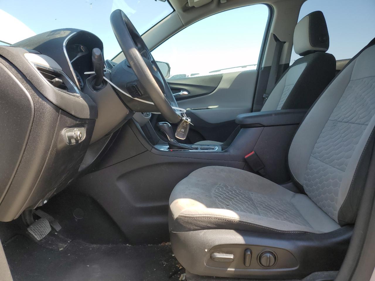 2GNAXJEV1J6119024 CHEVROLET EQUINOX 2018