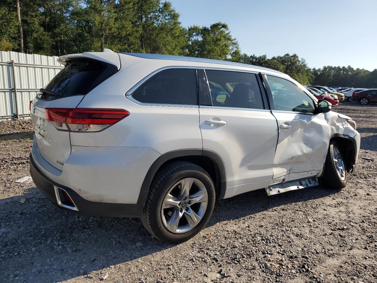 5TDYZRFH3JS240703 TOYOTA HIGHLANDER 2018