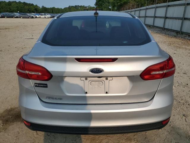  FORD FOCUS 2018 Серебристый