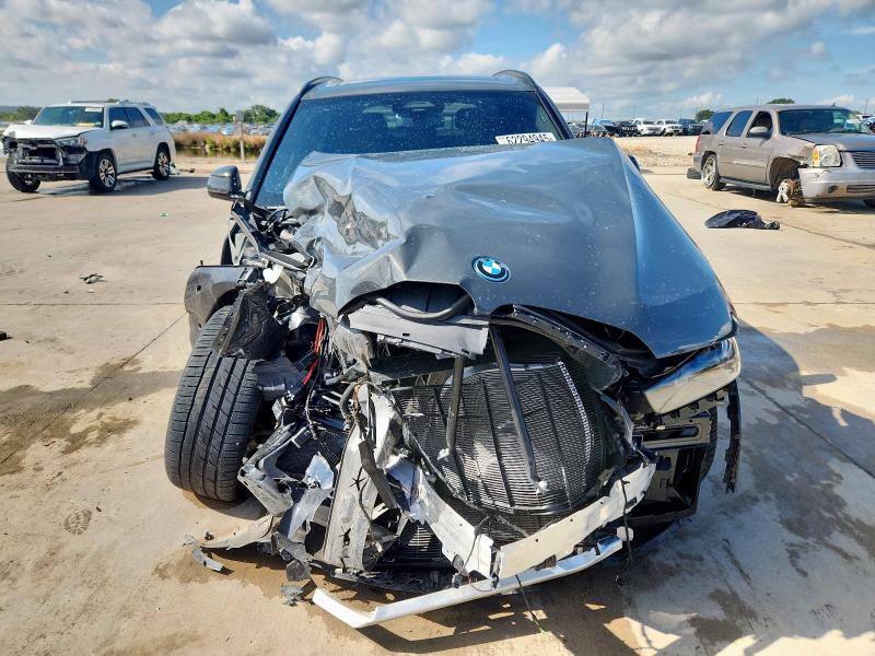  BMW X5 2025 Серый