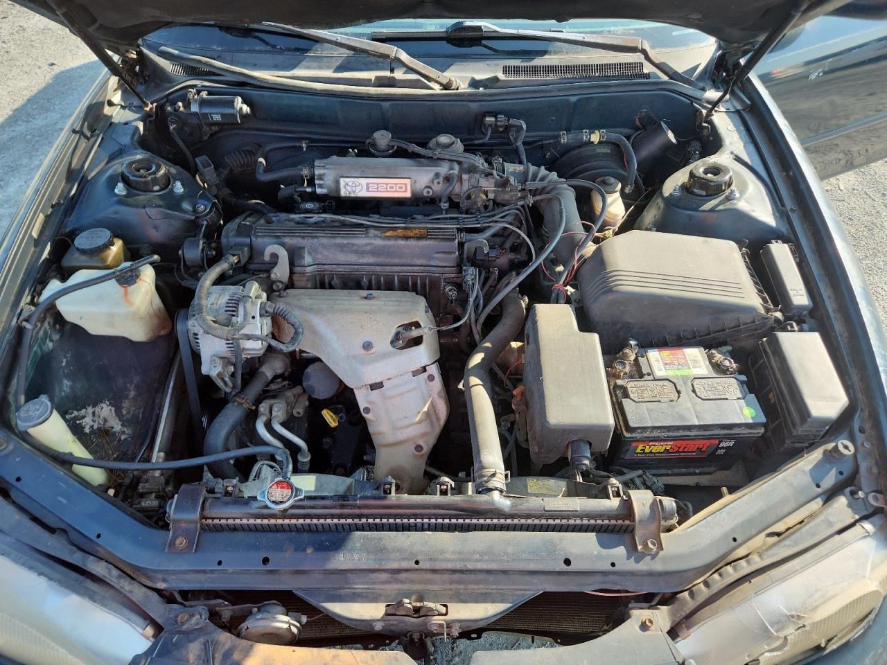 1995 Toyota Camry Le VIN: 4T1SK12E8SU630535 Lot: 60282665