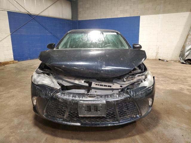  TOYOTA CAMRY 2017 Czarny