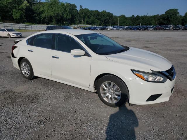  NISSAN ALTIMA 2018 White