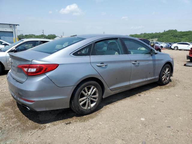  HYUNDAI SONATA 2016 Серебристый