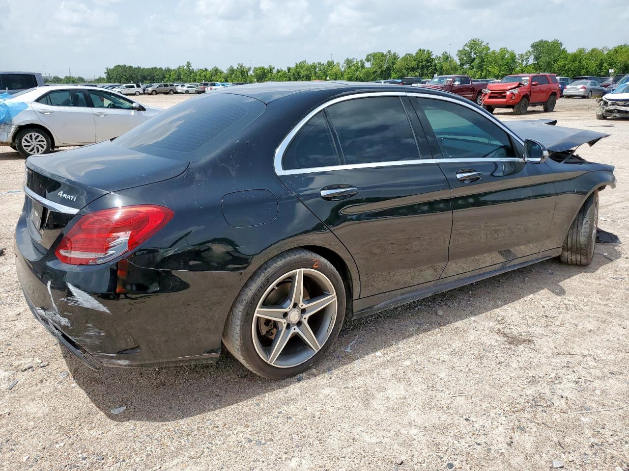 2015 Mercedes-Benz C 300 4Matic VIN: 55SWF4KB0FU013726 Lot: 62766725