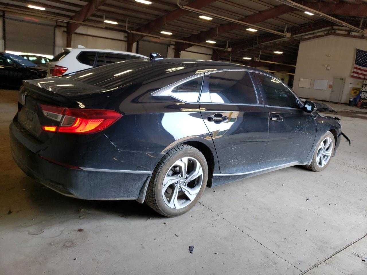 1HGCV1F57JA081129 HONDA ACCORD 2018