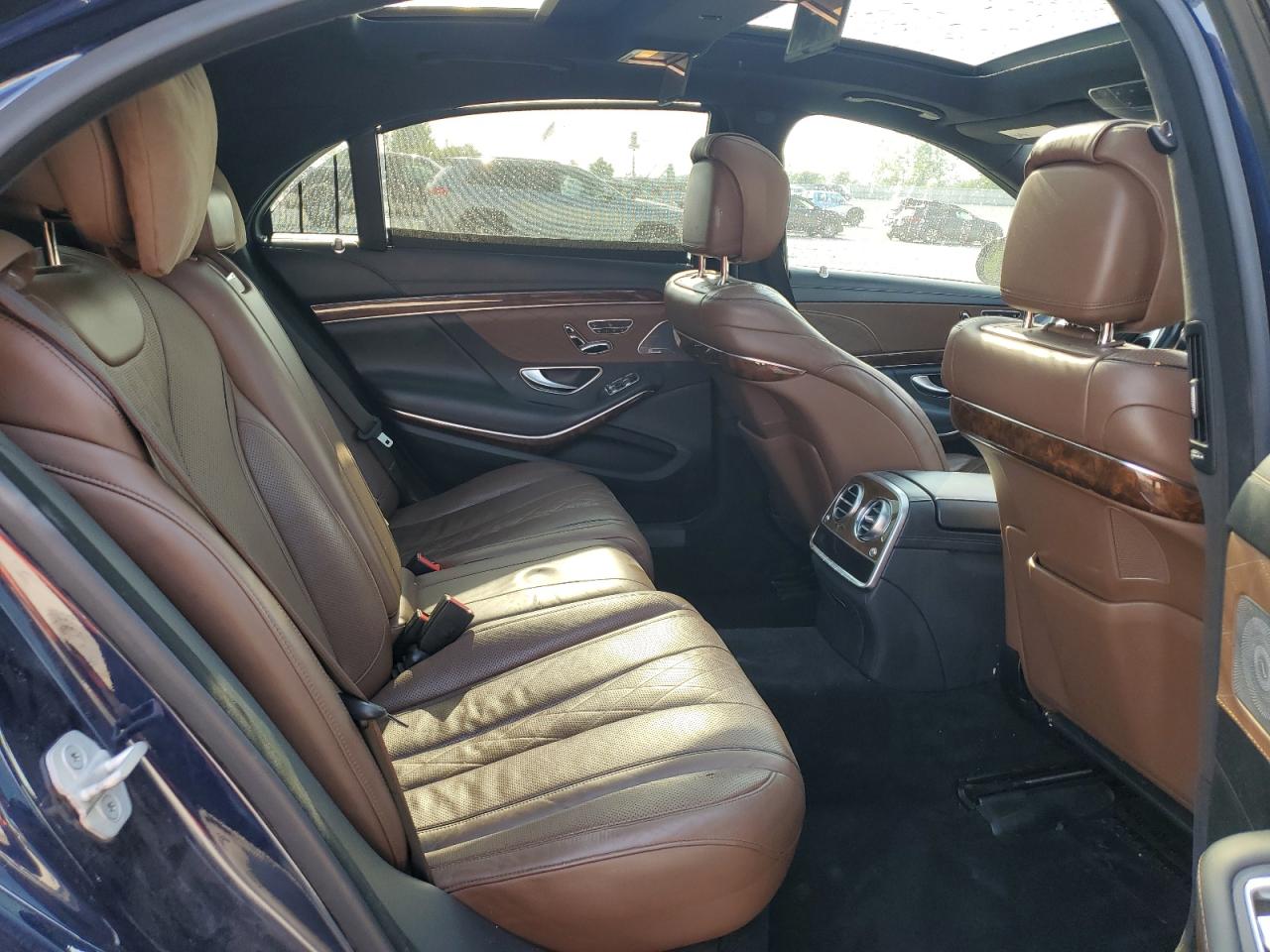 2015 Mercedes-Benz S 550 4Matic VIN: WDDUG8FB0FA119485 Lot: 60107375