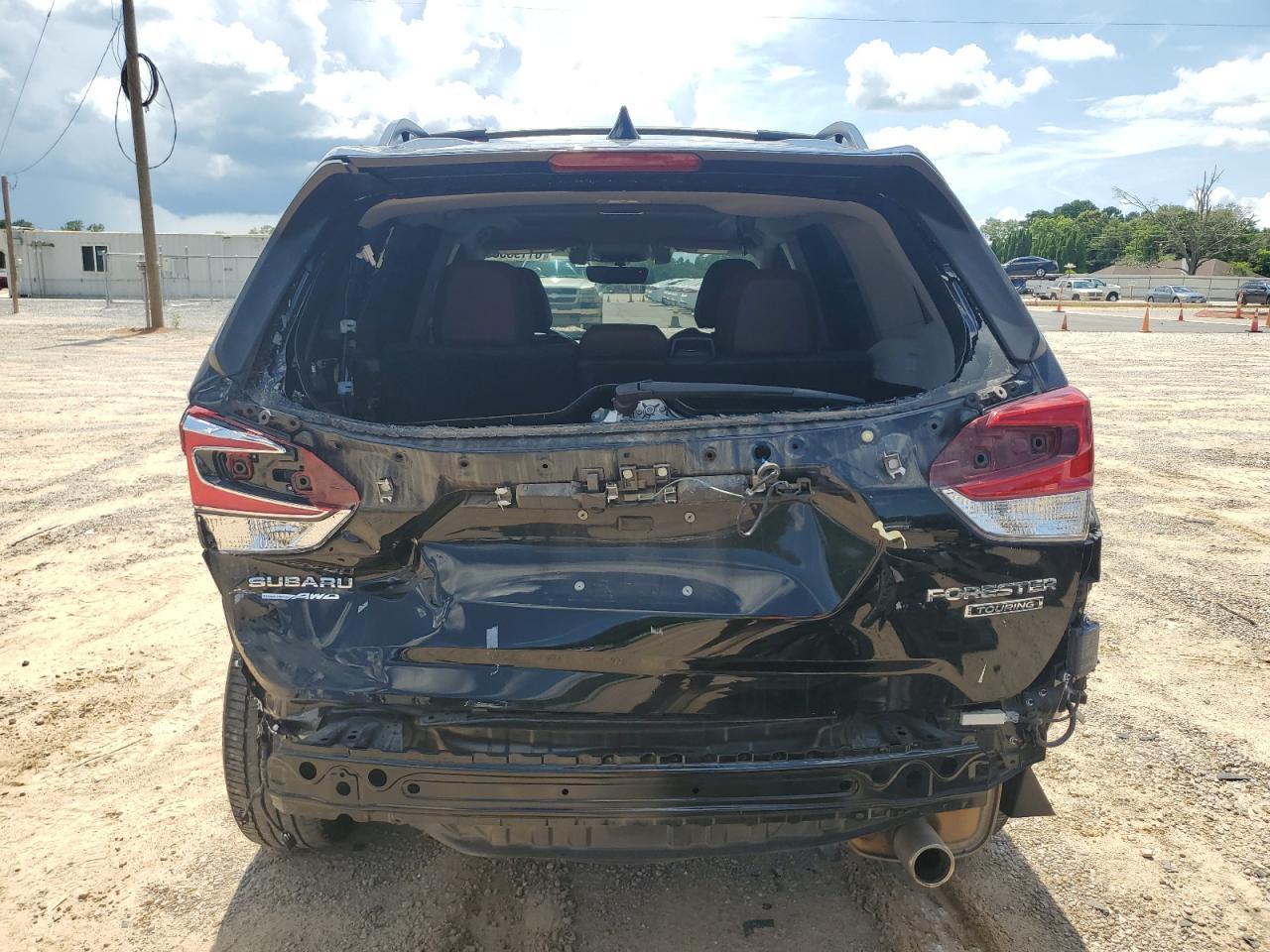 2021 Subaru Forester Touring VIN: JF2SKAXC0MH565690 Lot: 61193585
