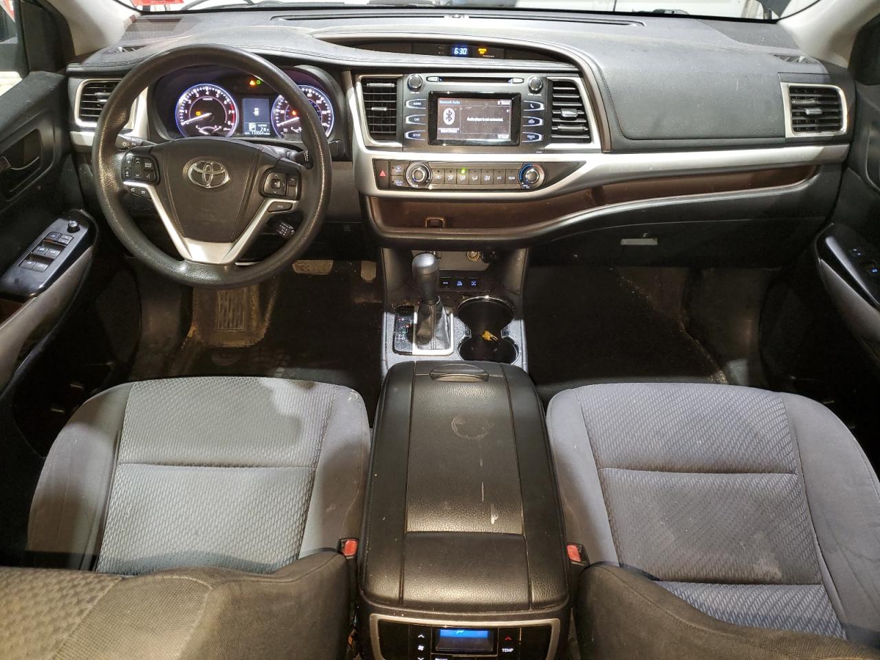 2014 Toyota Highlander Le VIN: 5TDBKRFH6ES031763 Lot: 62630305