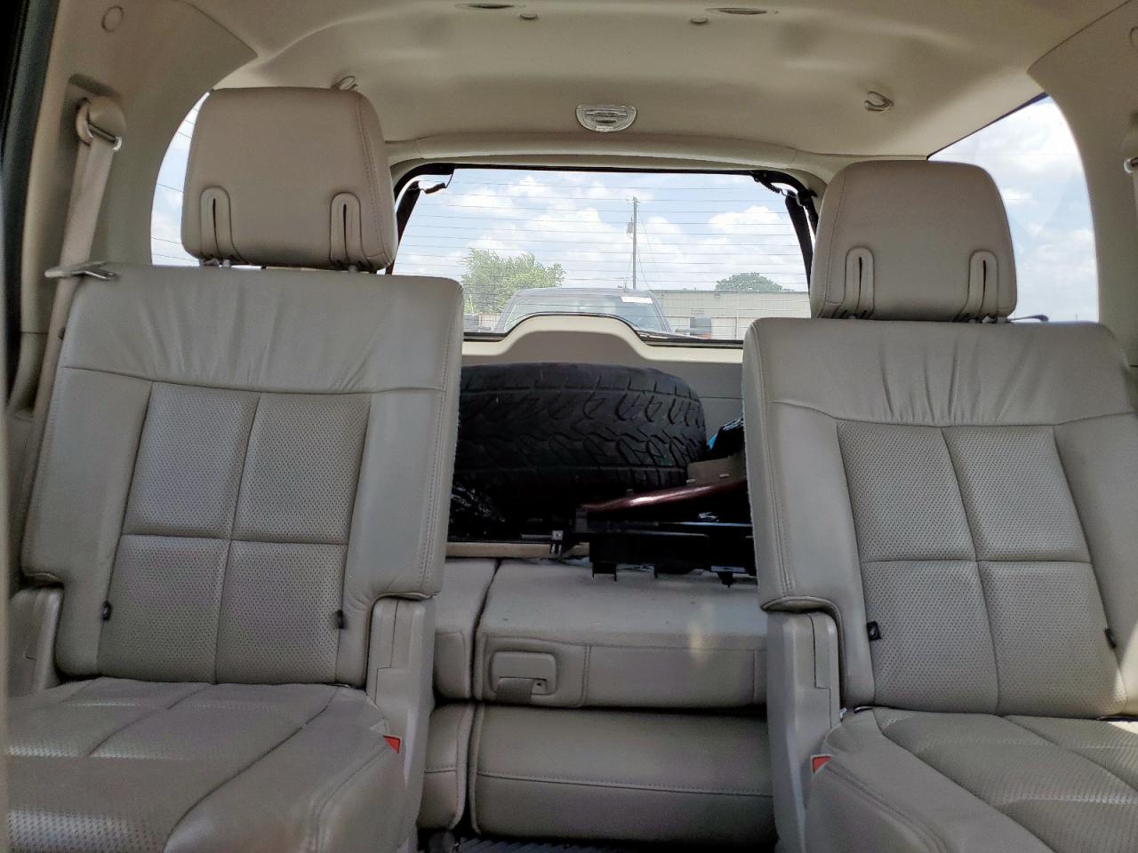 2010 Lincoln Navigator VIN: 5LMJJ2H50AEJ00691 Lot: 60551485