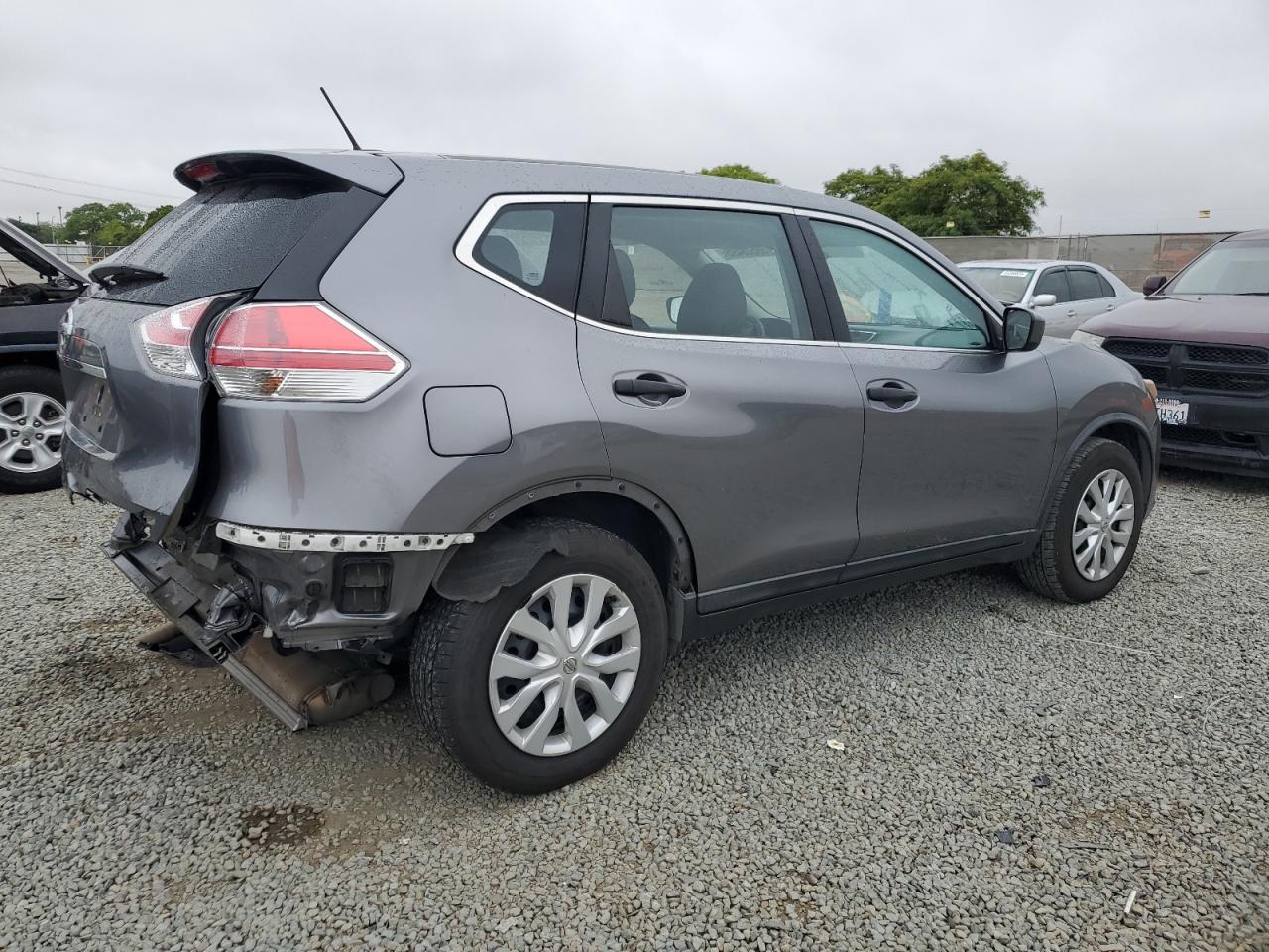 KNMAT2MT0GP593596 NISSAN ROGUE 2016