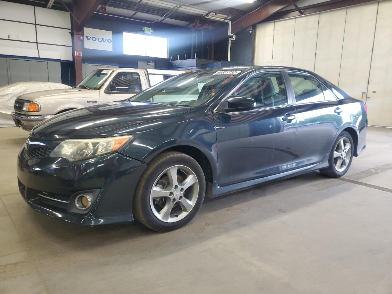 2014 Toyota Camry L en Venta en East Granby, CT - Minor Dent/Scratches