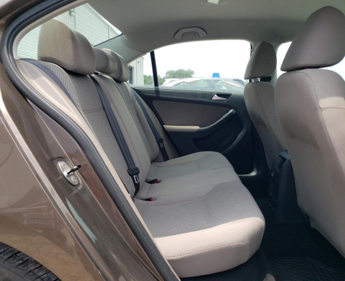 VOLKSWAGEN JETTA 2014 VIN 3VWLL7AJ1EM308686 photo 10