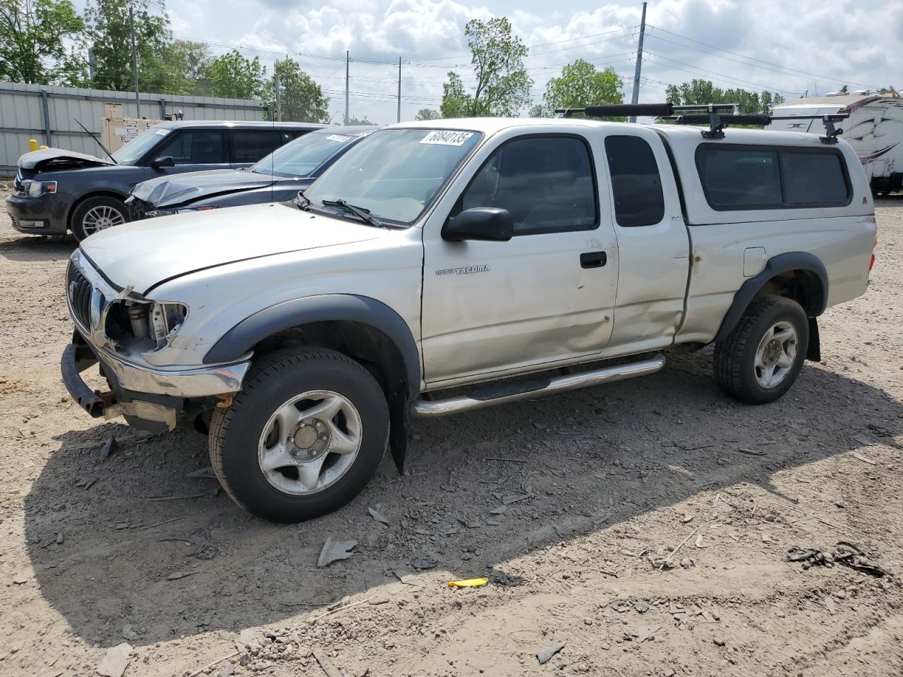 2003 Toyota Tacoma Xtracab продається в Lansing, MI - Minor Dent/Scratches