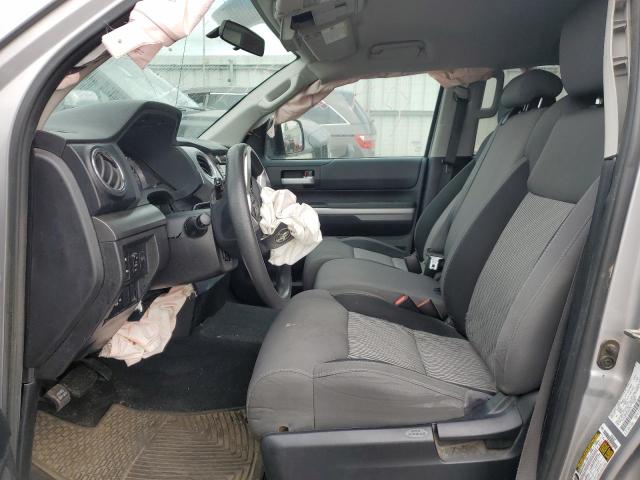  TOYOTA TUNDRA 2015 Srebrny