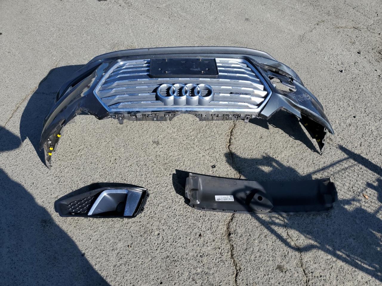 2019 Audi A4 Premium VIN: WAUDNAF48KA060198 Lot: 62713115